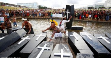 APIB denuncia Bolsonaro genocídio indígena