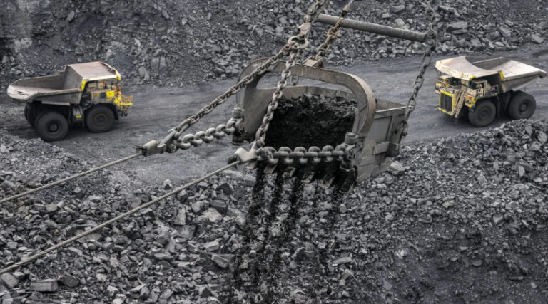 Rússia sanções combustíveis fósseis