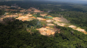 garimpo ilegal Terras Yanomami