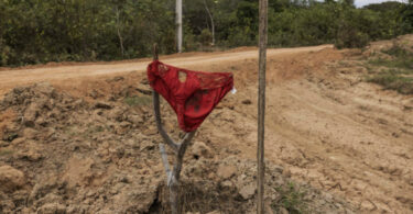 crise Yanomami exploração sexual