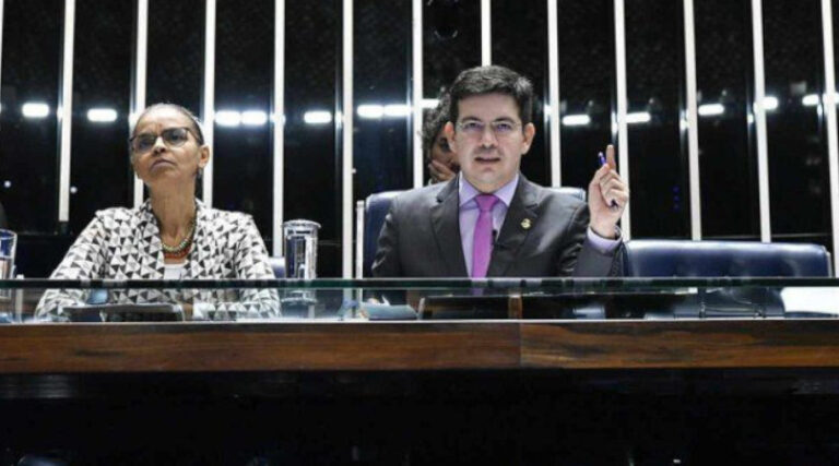 Randolfe Ibama foz do Amazonas