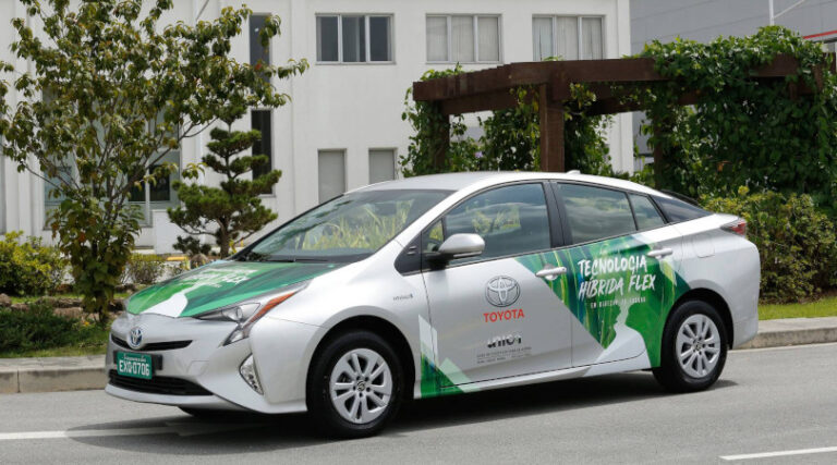 carros híbridos flex