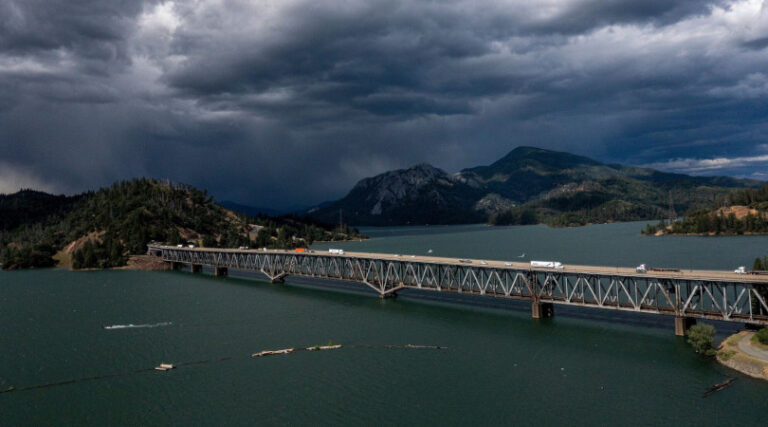 Califórnia reservatórioa água