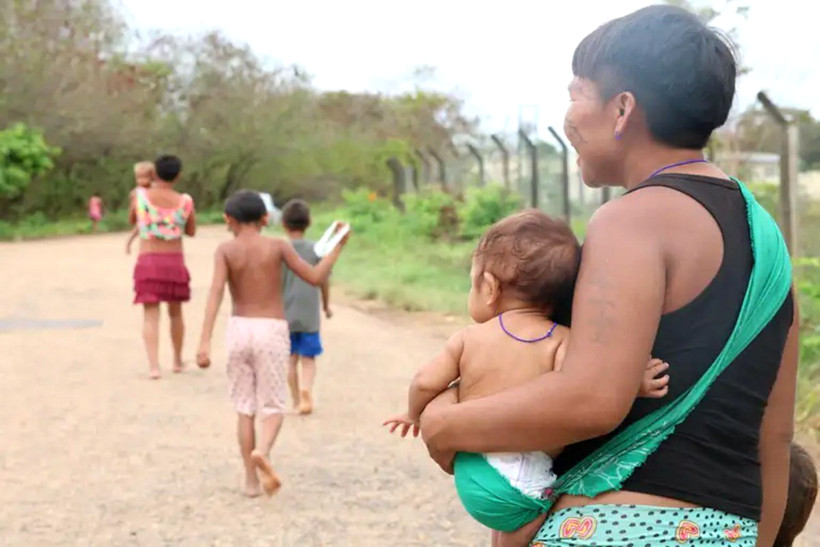 crise humanitária Terras Yanomami