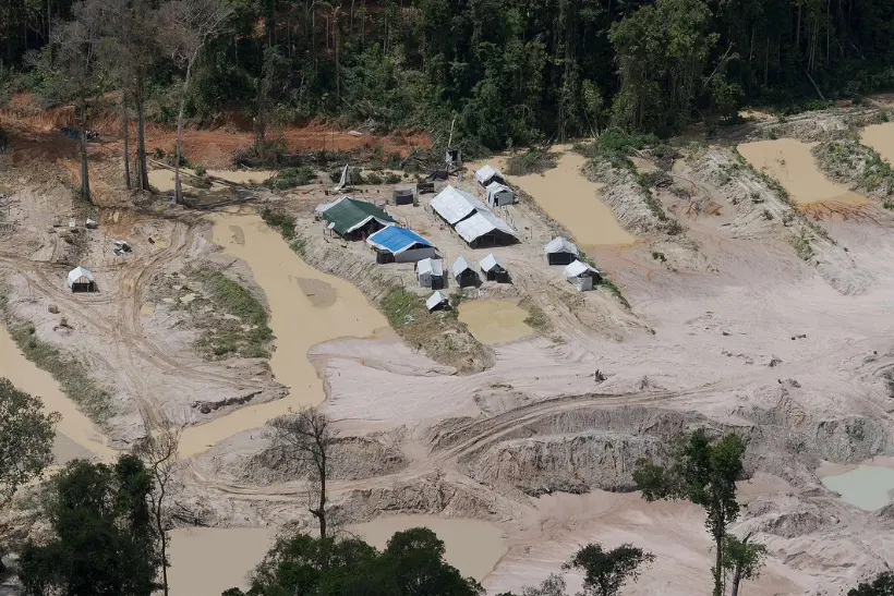 garimpeiros ilegalmente Terra Yanomami