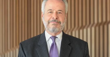 Finanças André Correa do Lago