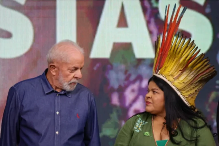 Lula demarcação Terras Indígenas