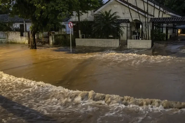 Desastre no RS é o maior sinistro enfrentado por seguradoras no Brasil