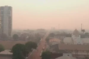 Brasil chamas moradores Porto Velho poluição do ar