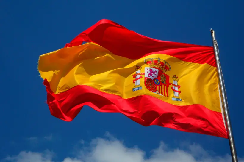 Espanha sofre com tempestades e onda de calor