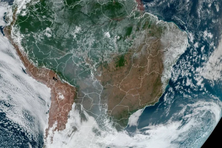 queimadas Amazônia fumaça