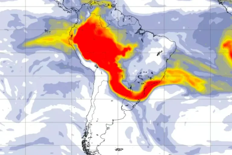 fumaça dos incêndios na Amazônia volta a atingir o Sul