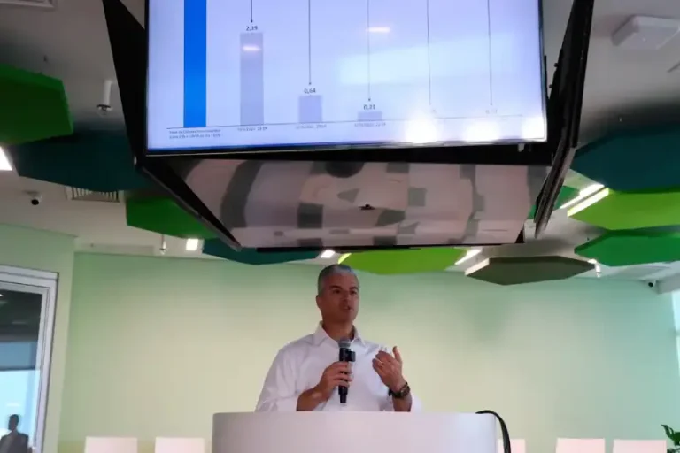 Apagão em SP Enel confirma restabelecimento de energia 30 mil imóveis seguem sem luz