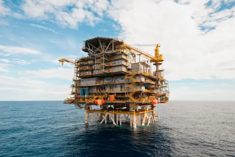 Novo plano estratégico Petrobras petróleo