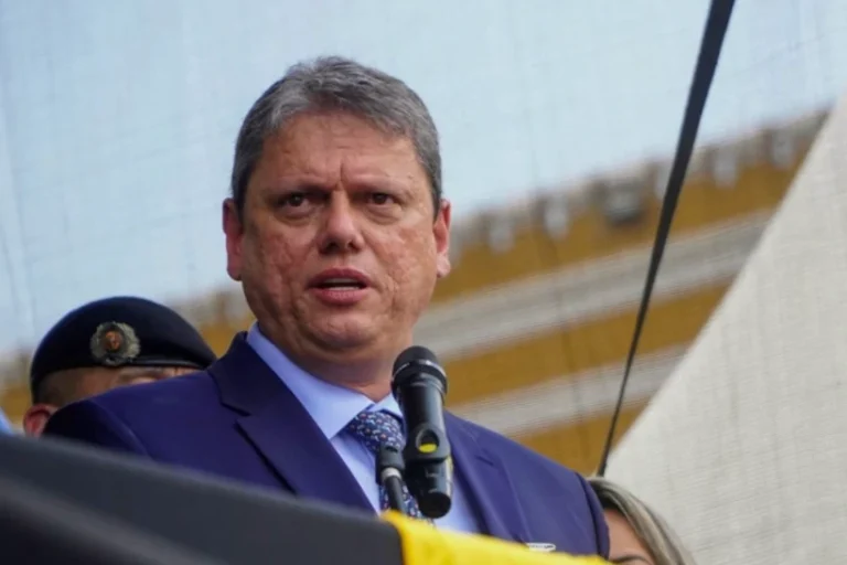 Tarcísio de Freitas