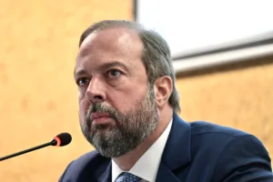 mme critica ibama por demora em marcar reunião sobre a foz do amazonas