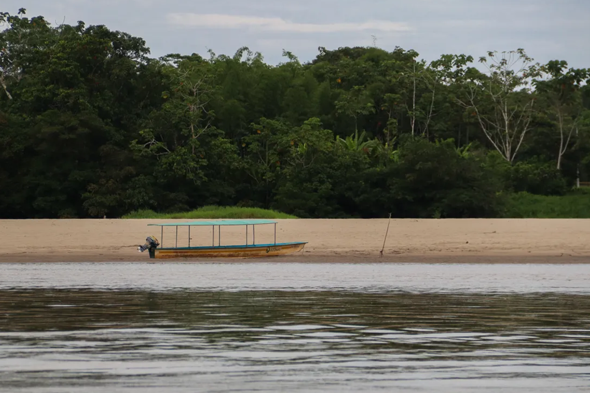 indígenas amazônia colombiana poluição petróleo