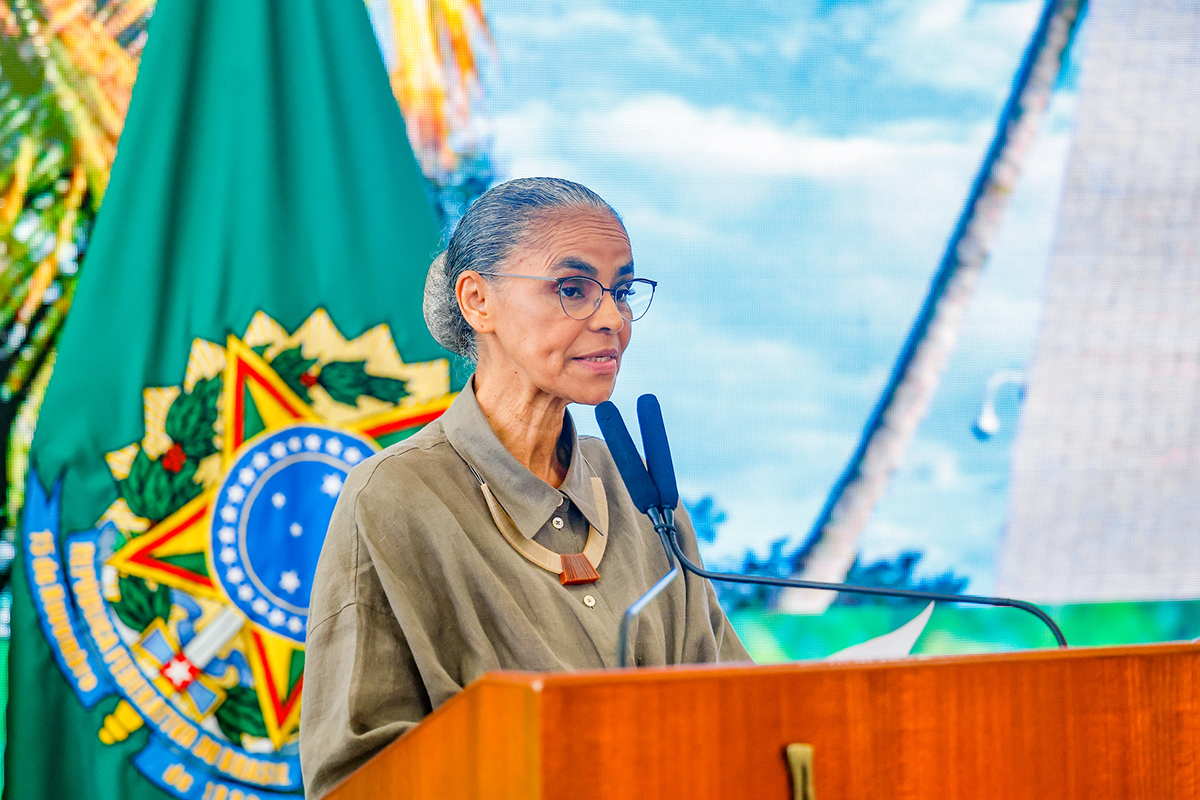 após ataque no senado, marina vai processar valério e rogério