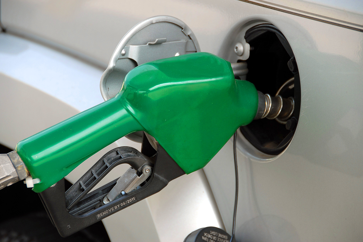eua congresso carros a combustão califórnia