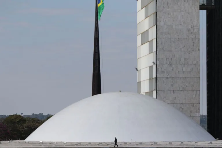 senado flexibilização licenciamento ambiental