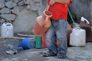 afeganistão cabul água