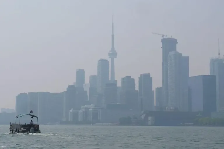 incêndios florestais canadá