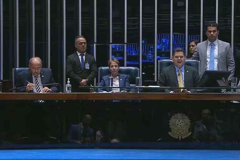 pl da devastação cria risco diplomático para o brasil, mostra o oc