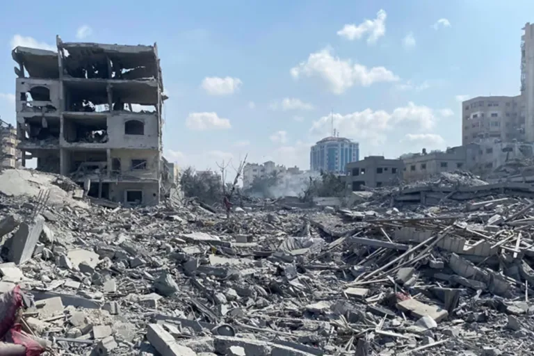 remoção de escombros de gaza pode emitir mais de 90 mil toneladas de co2, calcula estudo