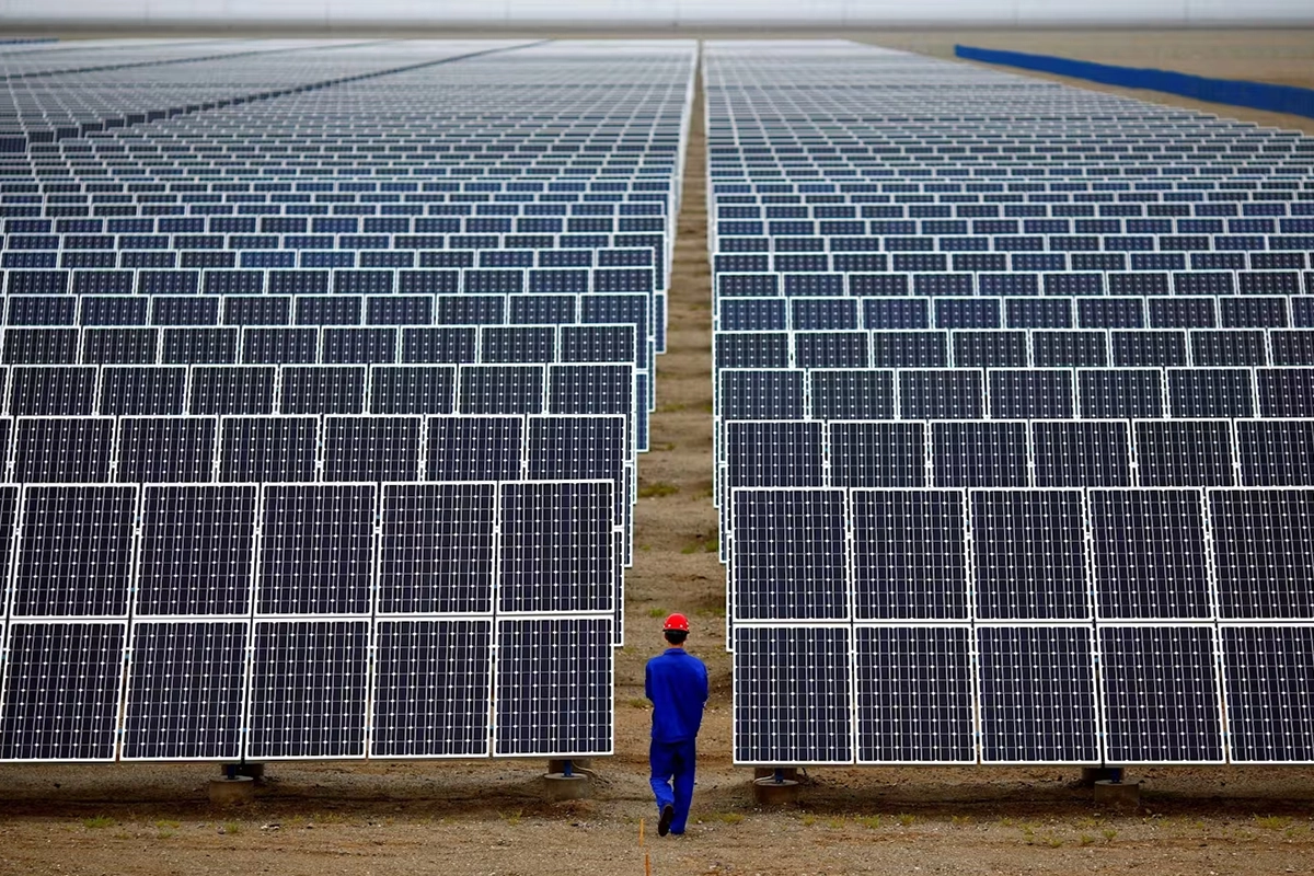 energia solar emissões china 2025