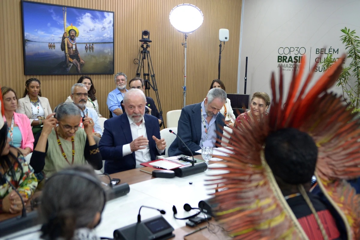 lula combustíveis fósseis dimensão política cop30