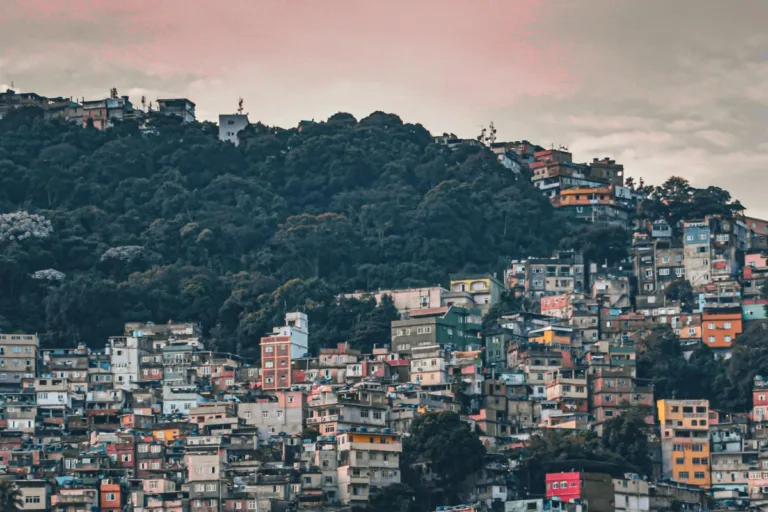 ocupação áreas risco deslizamento